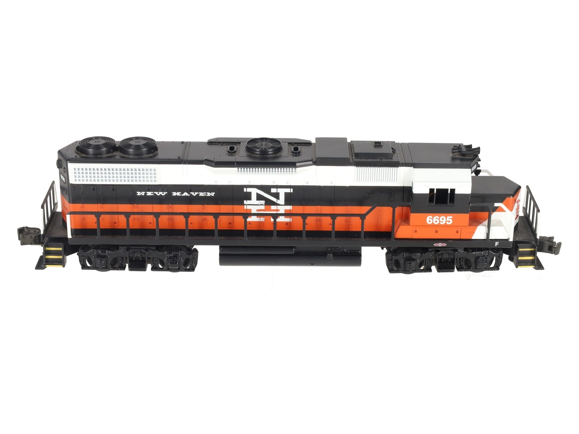 Williams GP38-208 O Gauge New Haven GP38 Diesel Locomotive #6695 EX/Box