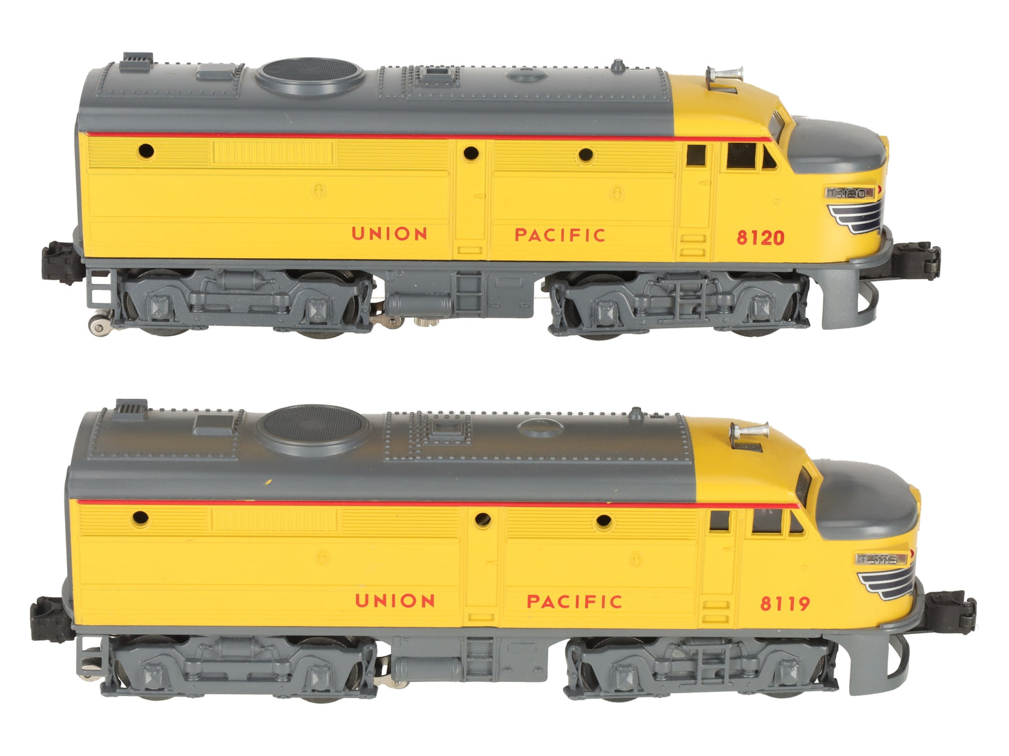 Lionel 1-18119 O Union Pacific FA-2 Alco AA Diesel Engine Set #8119/8120 EX