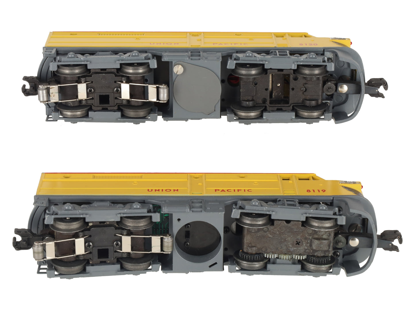 Lionel 1-18119 O Union Pacific FA-2 Alco AA Diesel Engine Set #8119/8120 EX