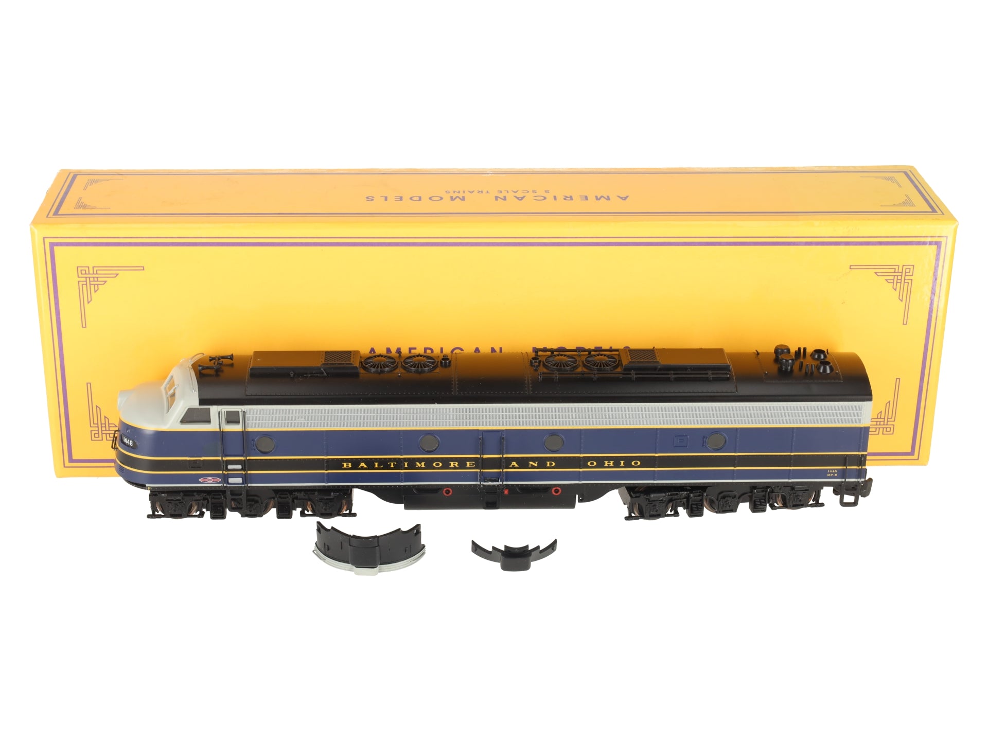 American Models 1148 EMD E8 S Hi-Rail Baltimore and Ohio Diesel Locomotive #1448 VG/Box