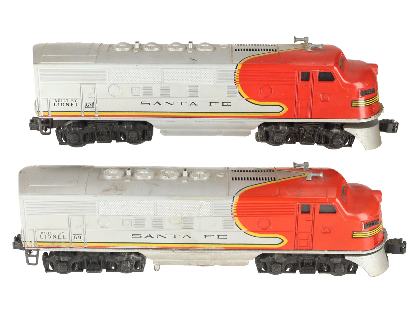Lionel 2383 Vintage O Santa Fe F-3 AA Diesel Locomotives VG