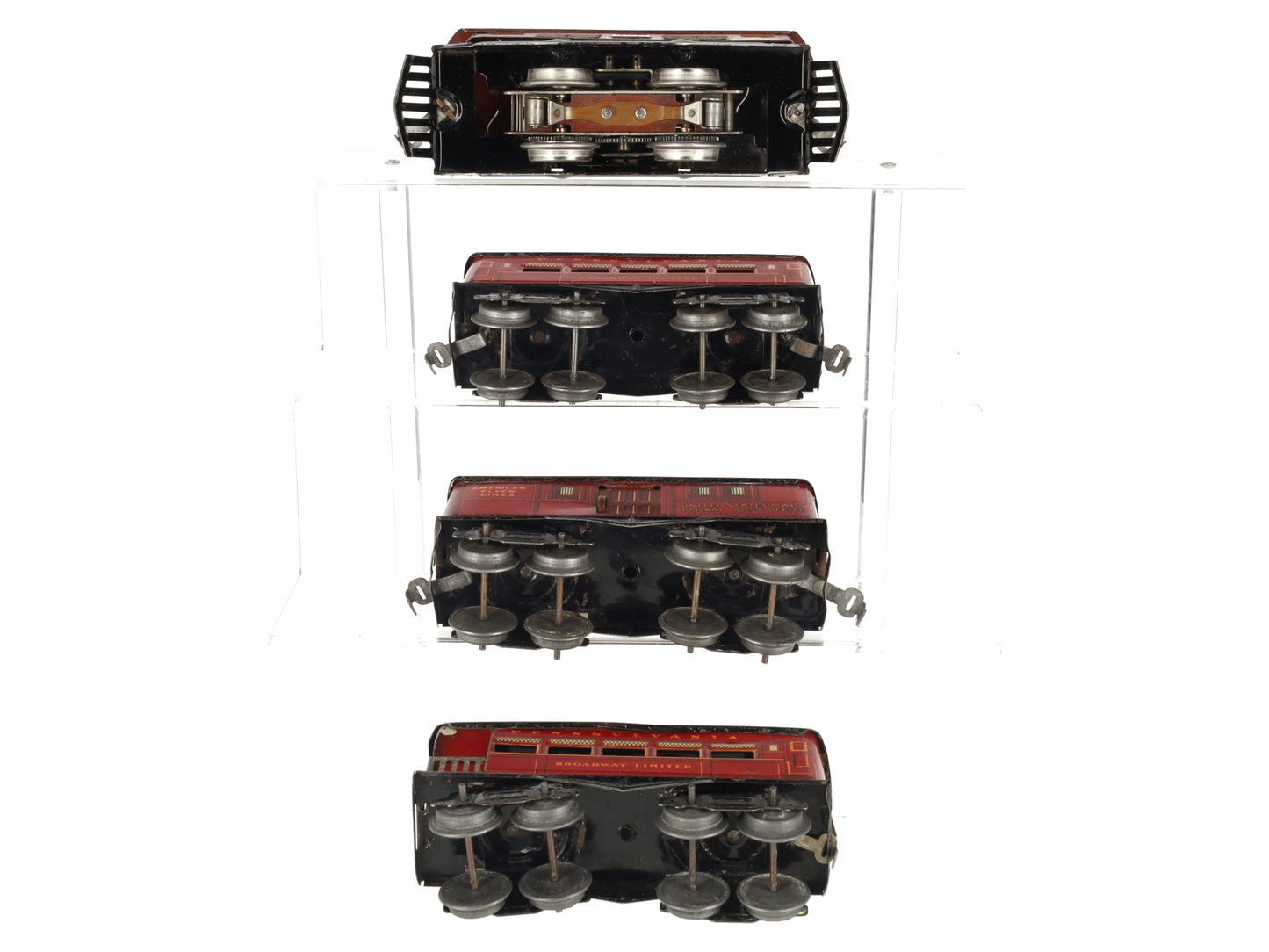 American Flyer 3011 Vintage O Gauge 0-4-0 Electric Loco w/Passenger Cars [4]