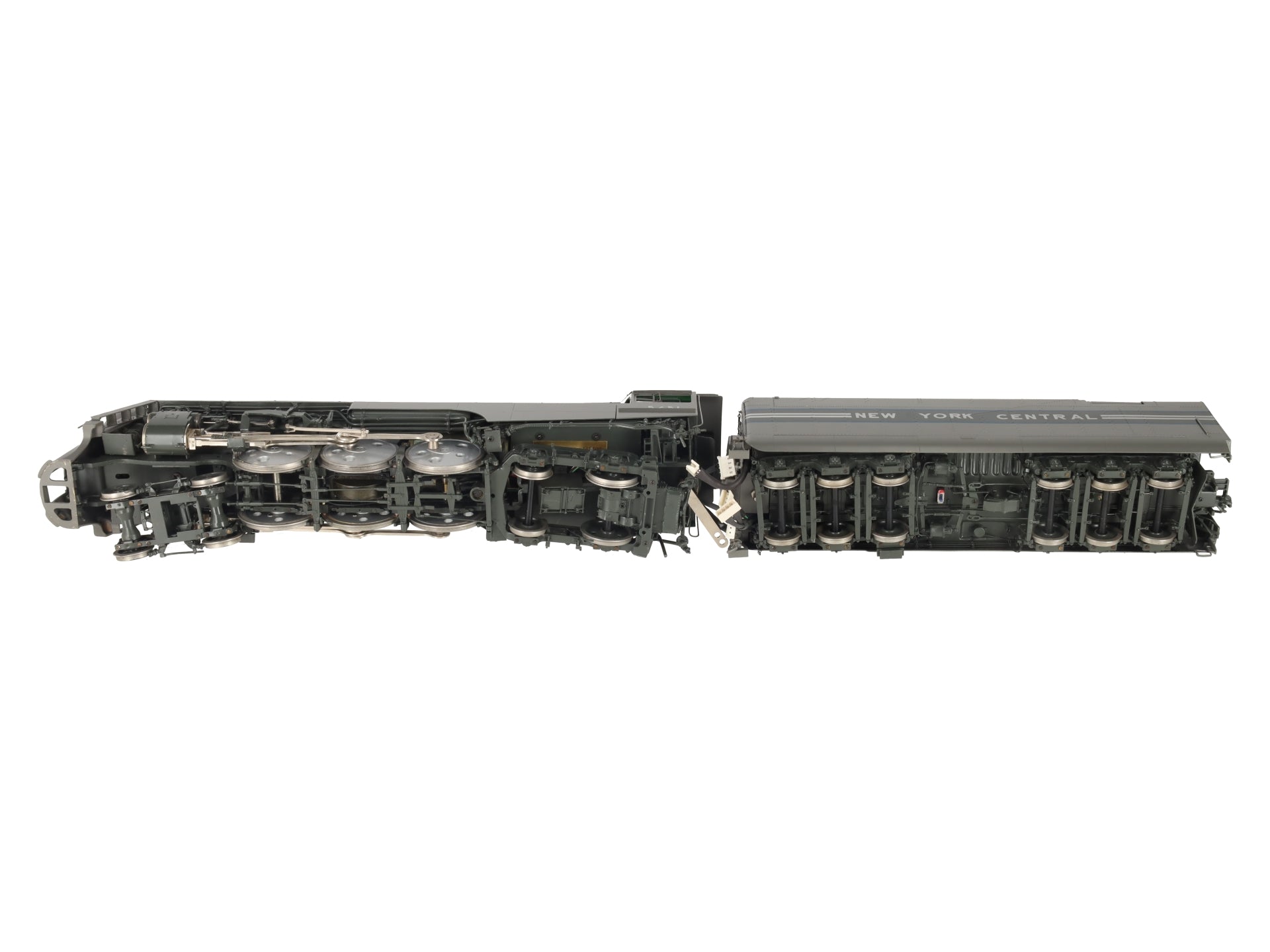 Lionel 6-18026 NYC Smithsonian Dreyfuss Hudson Steam Locomotive & Tender (2Rail) EX/Box