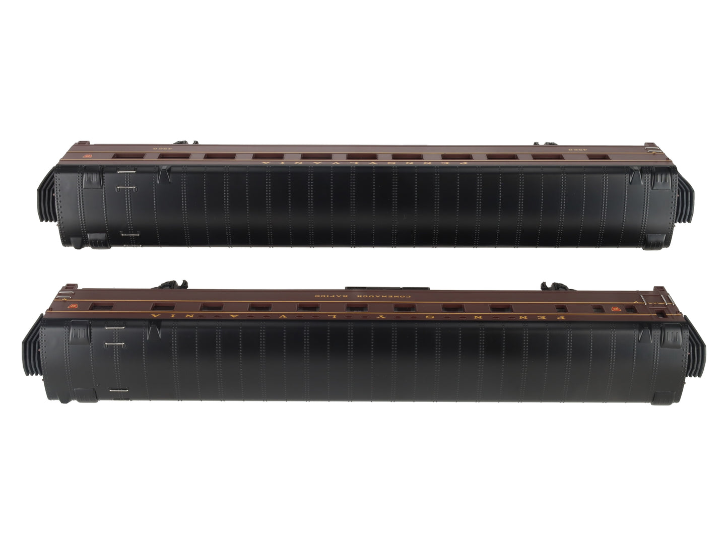 MTH 20-6657 O PRR 70' Streamlined Slpr/Diner Passenger Car Set (Set of 2) LN/Box