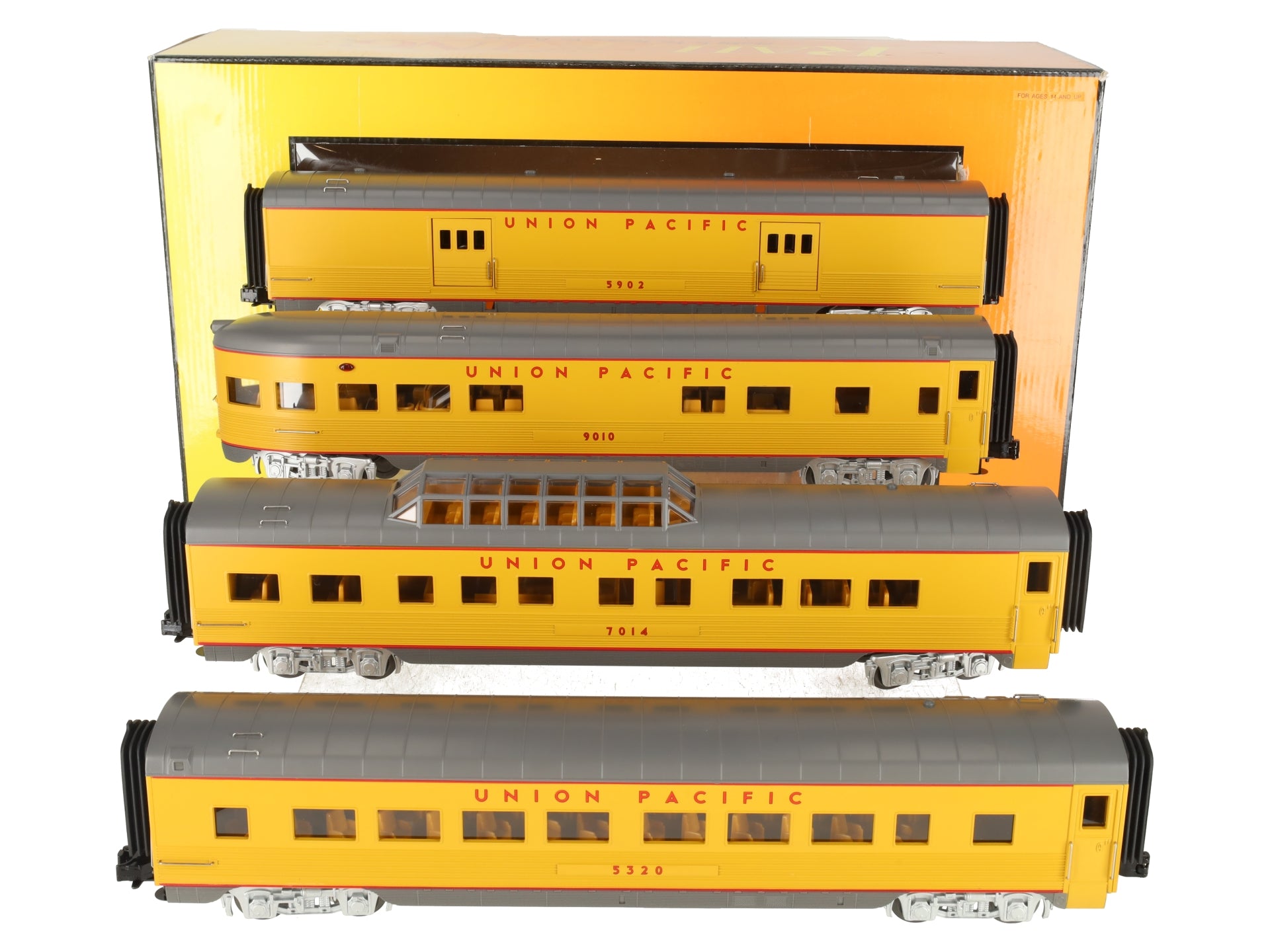 MTH 30-67658 O Union Pacific 60' Streamlined ABS Passenger Car Set (Set of 4) LN/Box