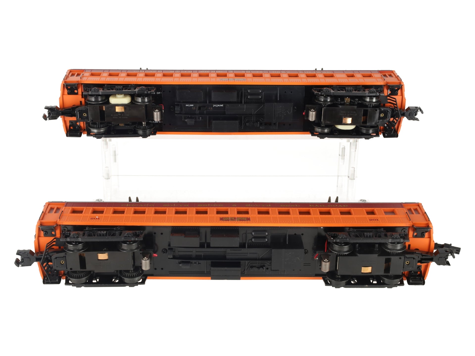 Lionel 6-21329 Chicago South Shore & South Bend Interurban Cars (Set of 2) EX/Box