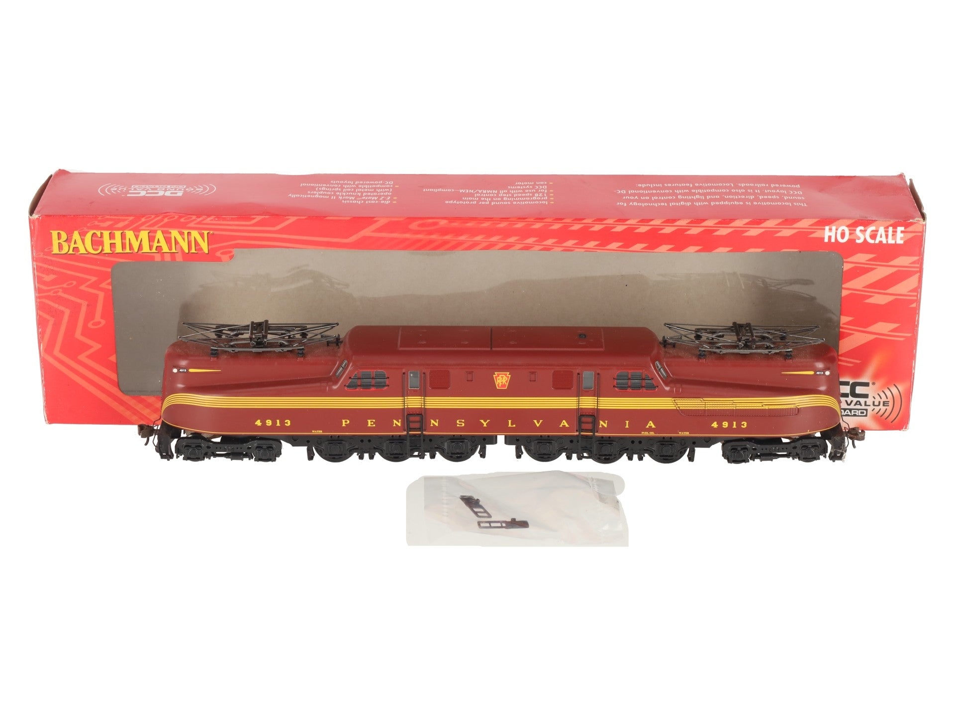 Bachmann 65302 HO Pennsylvania GG-1 Electric Locomotive #4913 w/DCC Sound EX/Box