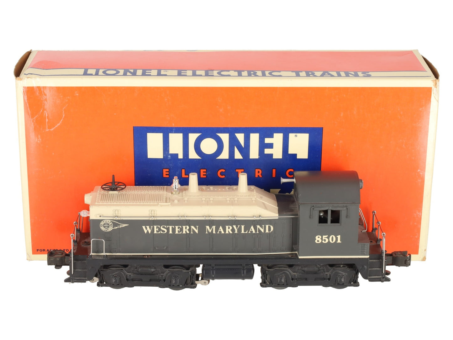Lionel 6-18501 O Gauge Western Maryland NW2 Powered Diesel Locomotive #8501 EX/Box