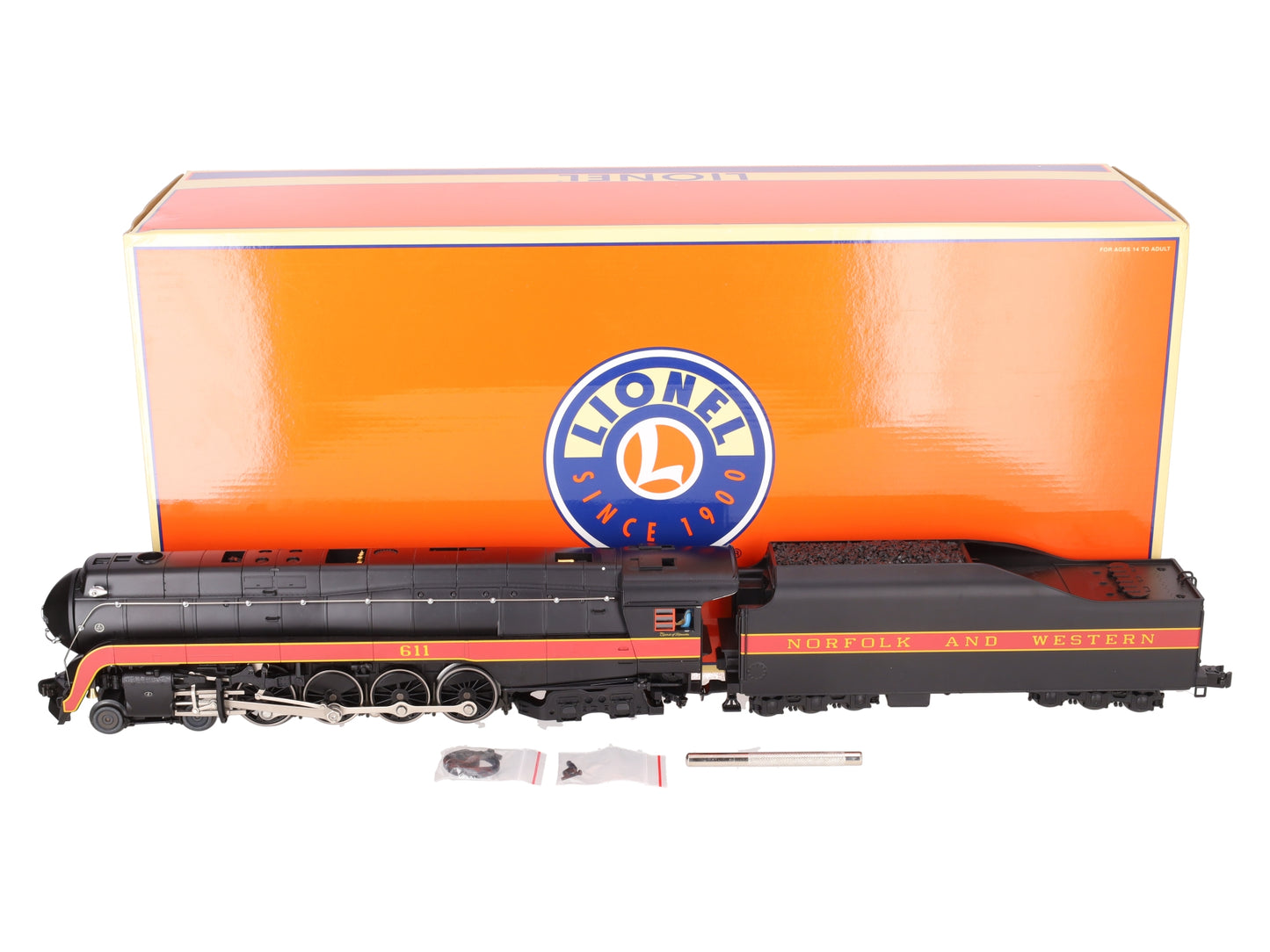 Lionel 1931370 O N&W Spirit of Roanoke Legacy J 4-8-4 Steam Locomotive #611 LN/Box