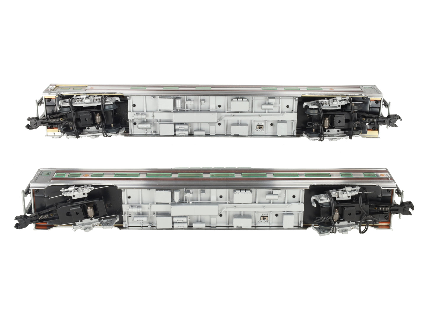Lionel 6-25605 O Gauge Canadian Pacific 18" Aluminum Passenger Car (Set of 2)