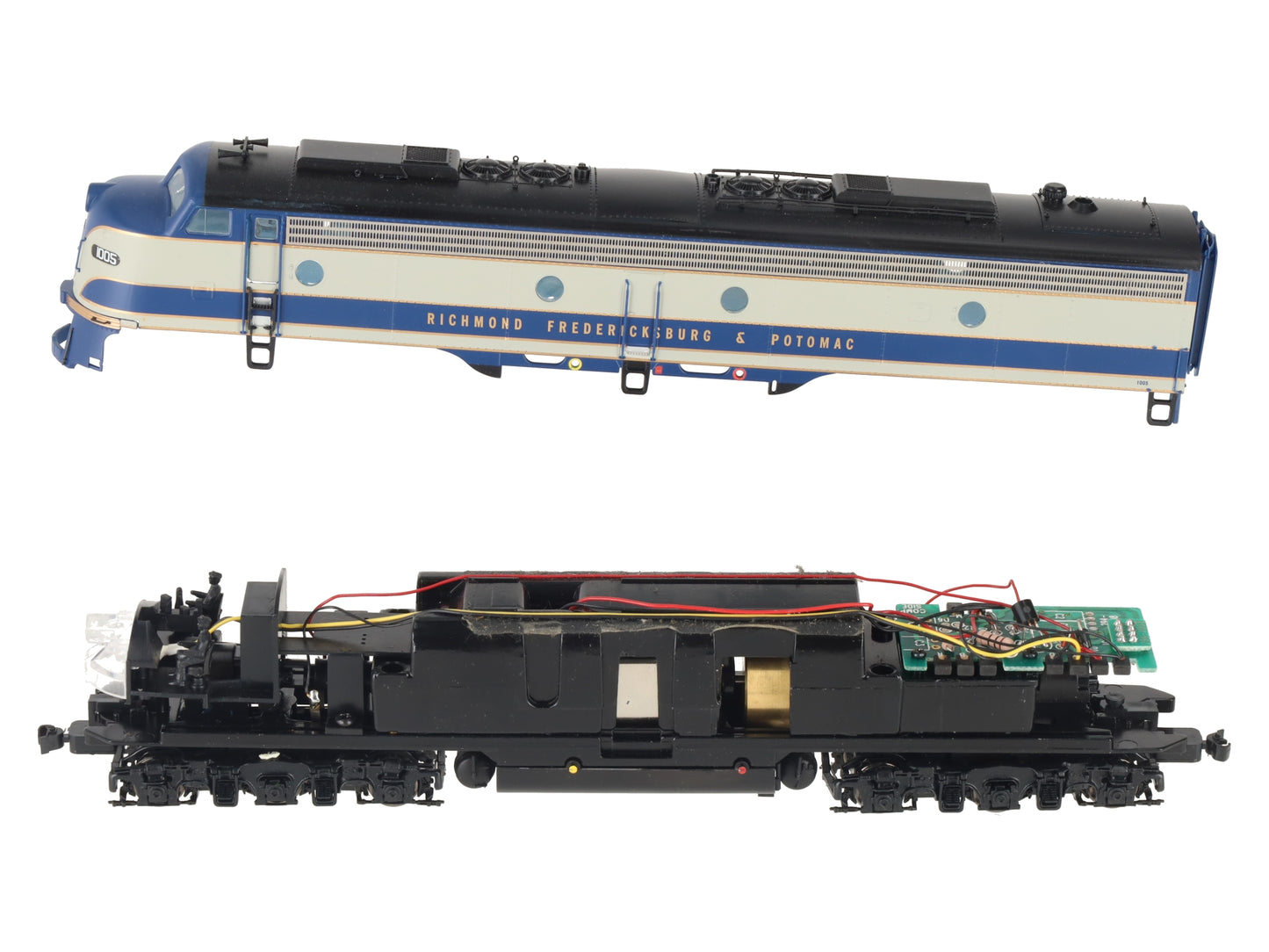 Proto 2000 30801 HO Scale RF&P EMD E8/9A Diesel Locomotive #1005 EX/Box