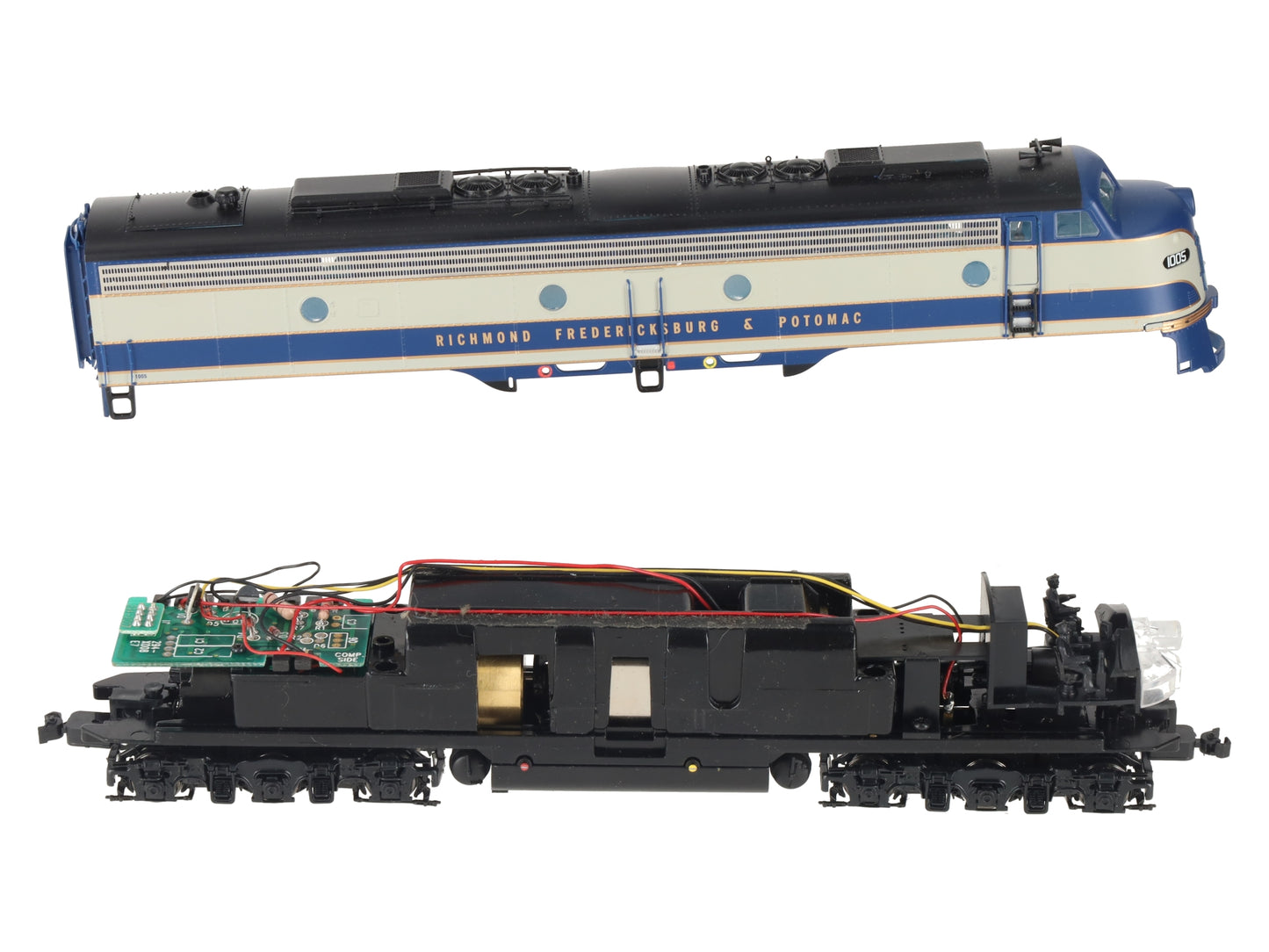 Proto 2000 30801 HO Scale RF&P EMD E8/9A Diesel Locomotive #1005 EX/Box