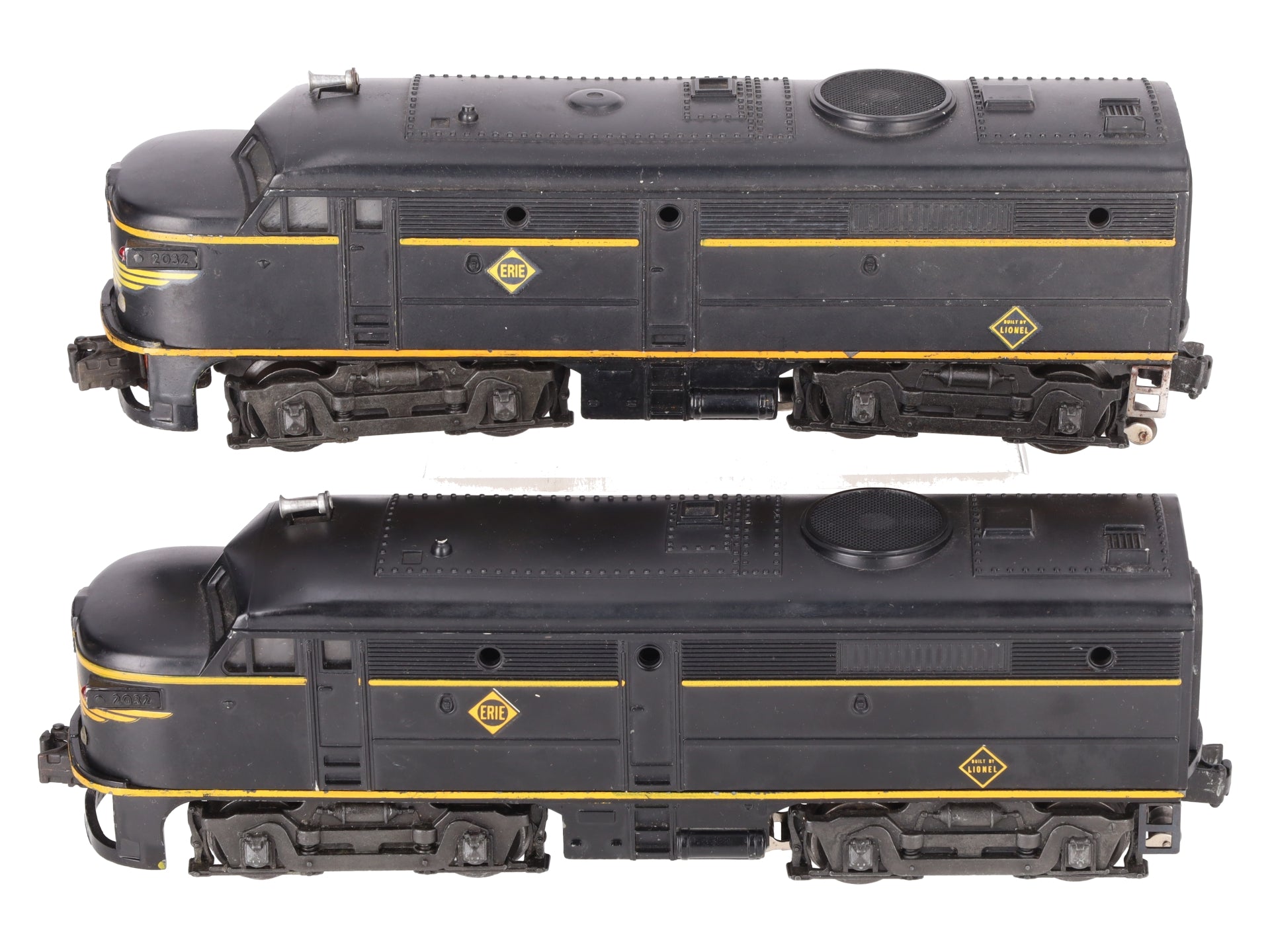 Lionel 2032 Vintage O Erie Alco AA Diesel Locomotive Set VG