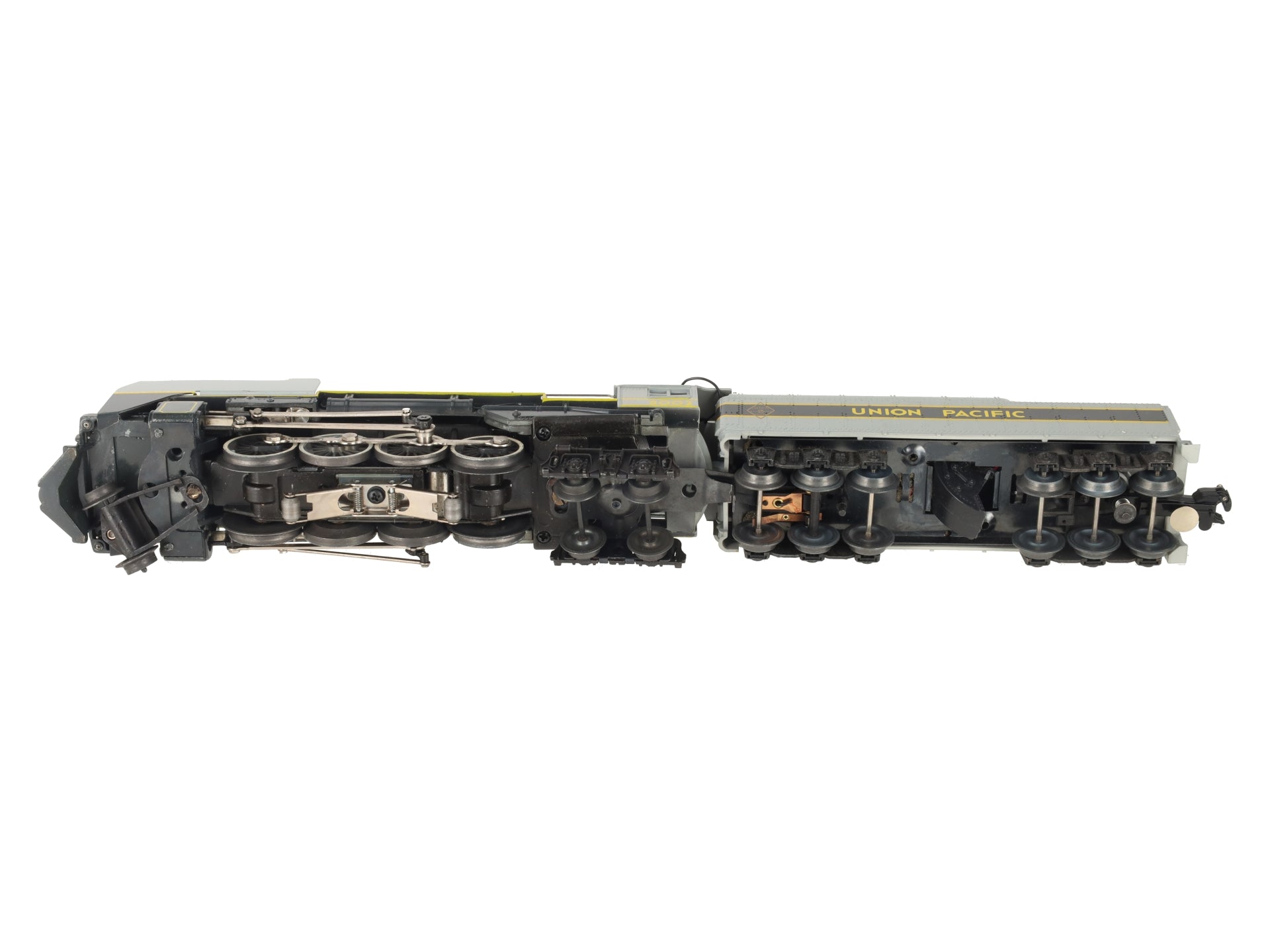 Lionel 6-8002 O Union Pacific Berkshire 2-8-4 Steam Locomotive & Tender #8002 LN