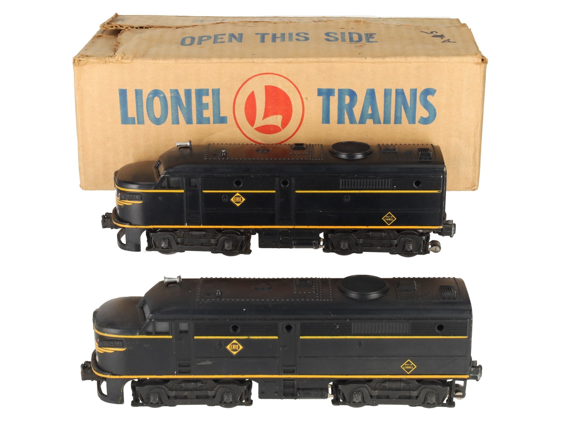 Lionel 2032 Vintage O Erie Alco AA Diesel Locomotive Set VG/Box