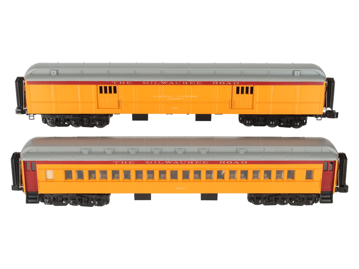 MTH 20-44022 O Milwaukee Road 70' Madison Baggage/Coach Passenger Set (Set of 2)