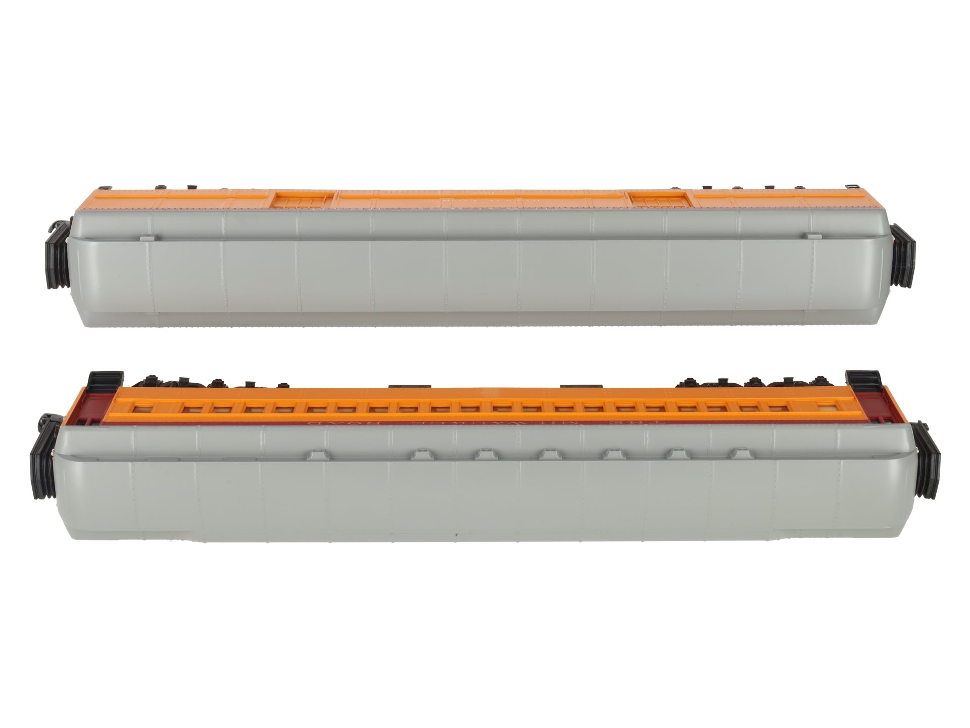 MTH 20-44022 O Milwaukee Road 70' Madison Baggage/Coach Passenger Set (Set of 2)