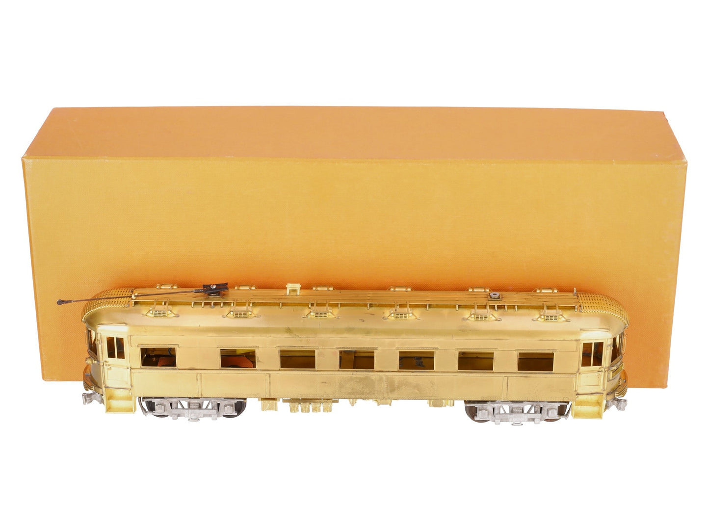 The Car Works 410-413 O Scale North Shore Line CNS Coach-Powered EX/Box