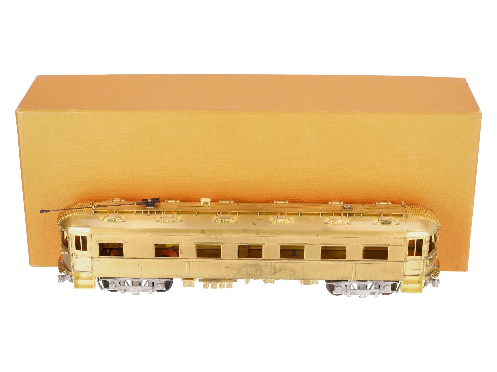 The Car Works 410-413 O Scale North Shore Line CNS Coach-Powered EX/Box