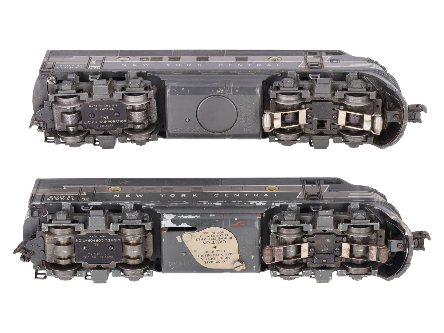 Lionel 2344 Vintage O New York Central F-3 AA Diesel Locomotive Set