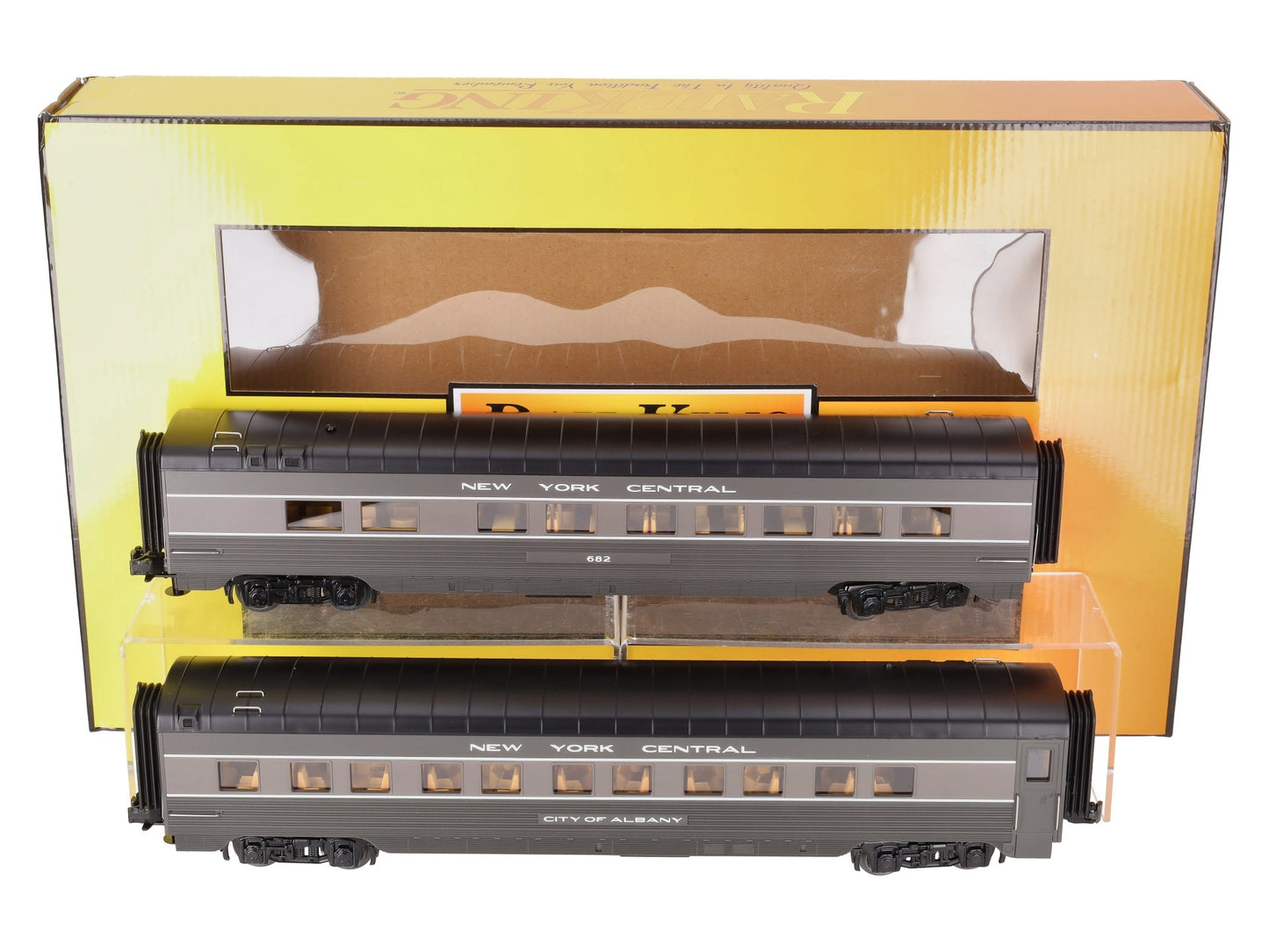 MTH 30-68245 O Gauge NYC 2-Car 60' Streamlined Sleeper/Diner Passenger Set LN/Box