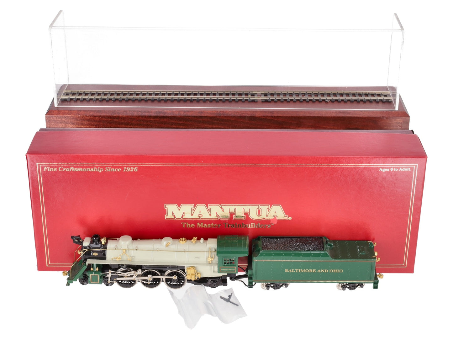 Mantua 03002 HO Scale B&O "President Washington" 4-6-2 Steam w/Display Case EX/Box