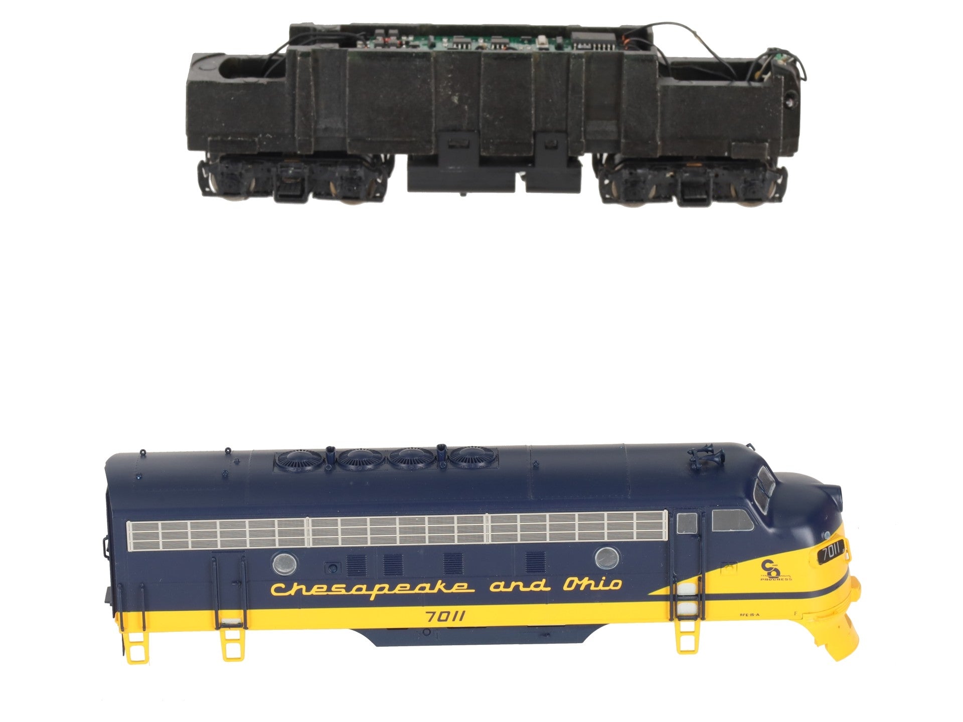 InterMountain 49019WD-02 HO Chesapeake & Ohio EMD F-7A Diesel Engine #7011 w DCC LN/Box