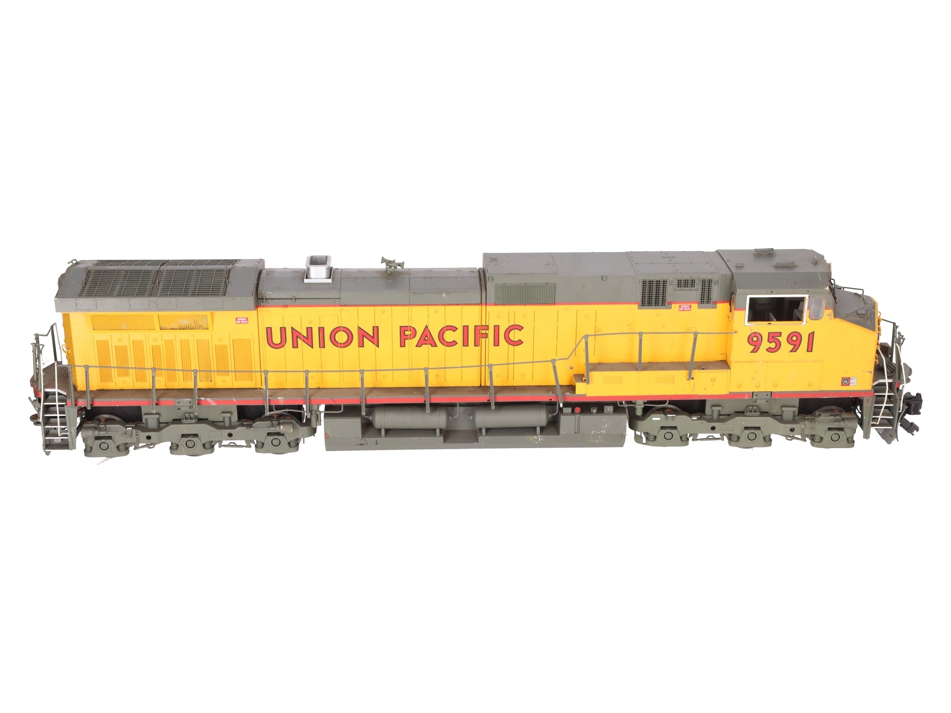 Aristo-Craft 23004 Union Pacific Dash 9-44CW Diesel Locomotive #9591