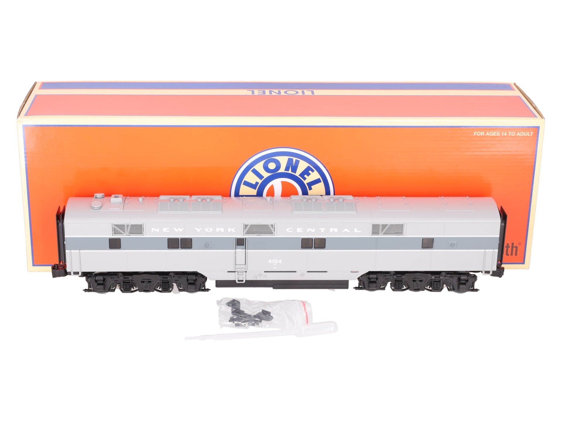 Lionel 2133039 O New York Central Legacy SuperBass E7B Diesel Locomotive #4104 EX/Box