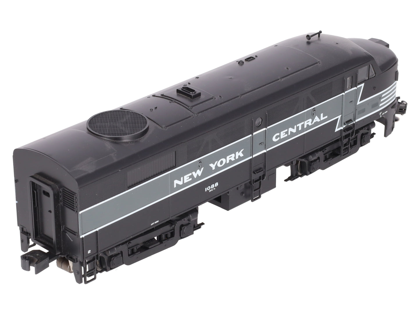 Weaver 6530 O New York Central FA-2 A-Unit Pwd Diesel Locomotive #1088 (3-Rail) EX/Box