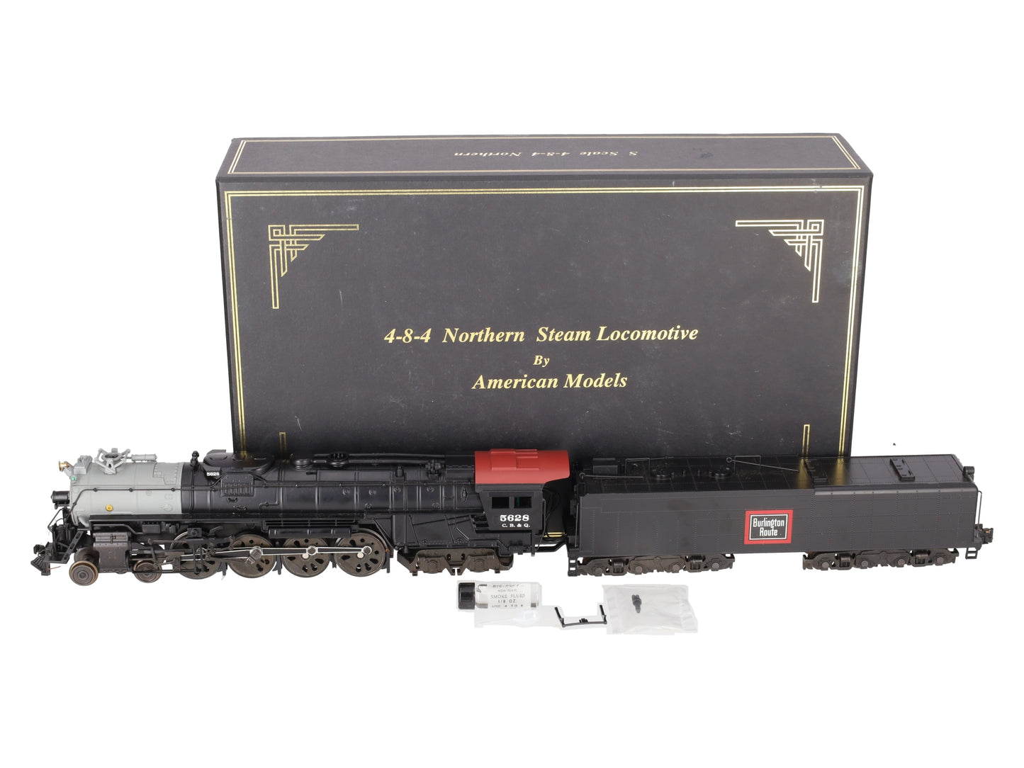American Models 5629 S Scale CB&Q Diesel Locomotive and Tender #5628 EX/Box