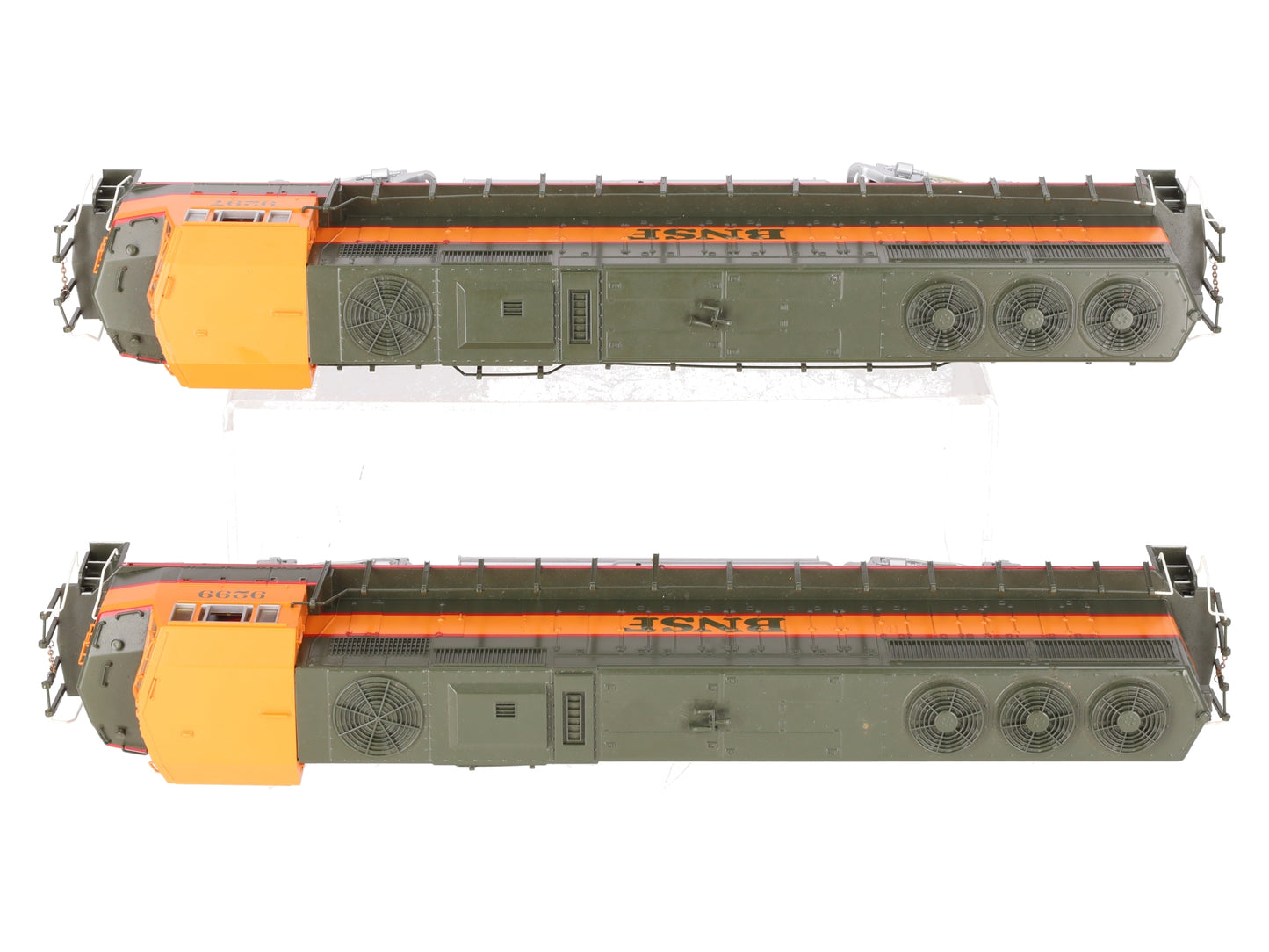 American Models S Scale BNSF SD60 Wide Cab Diesel Locomotive Set #9297/9299 EX/Box