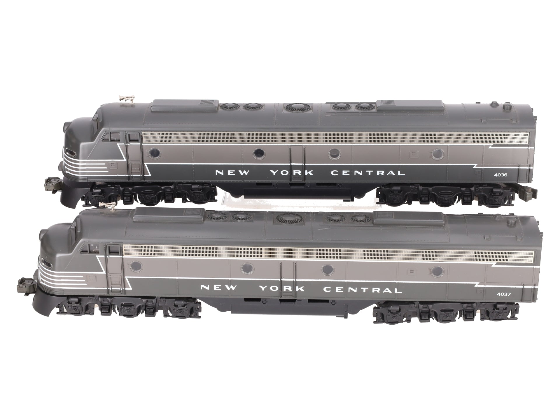 Weaver O New York Central EMD E-8 AA Diesel Locomotive Set #4036/4037 EX/Box