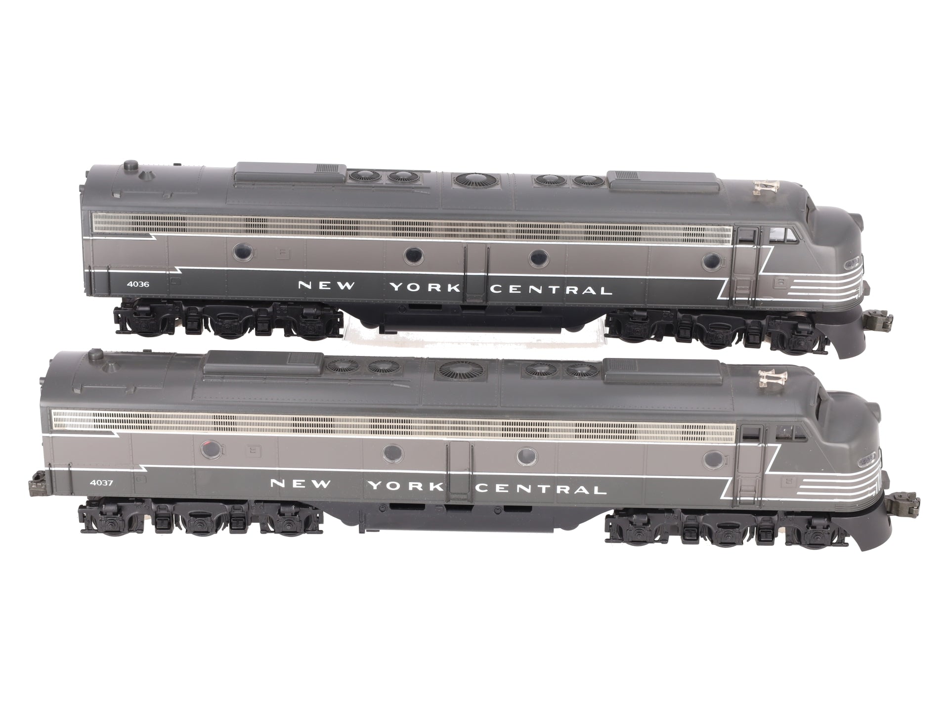 Weaver O New York Central EMD E-8 AA Diesel Locomotive Set #4036/4037 EX/Box