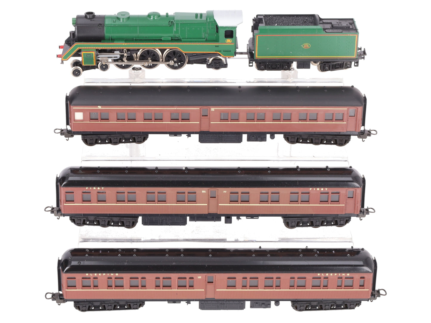 Lima 149753 Golden Series HO Gauge Steam Passenger Train Set EX/Box