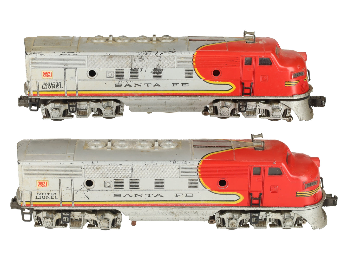 Lionel 2333 Vintage O Santa Fe F3 AA Diesel Set VG