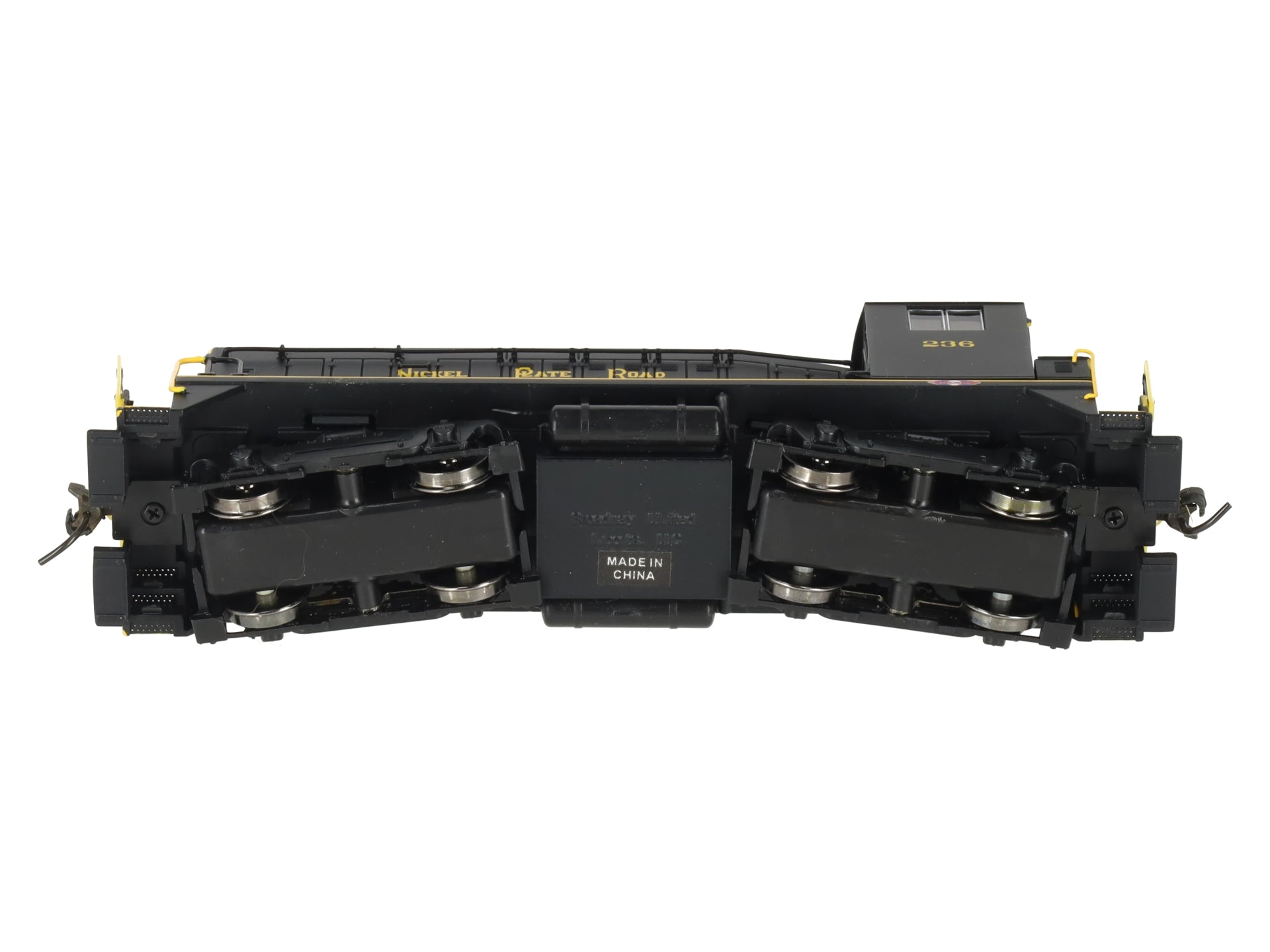 Broadway Limited 2035 HO Nickel Plate Road Diesel EMD Switcher SW7 Ph2 #236 LN/Box