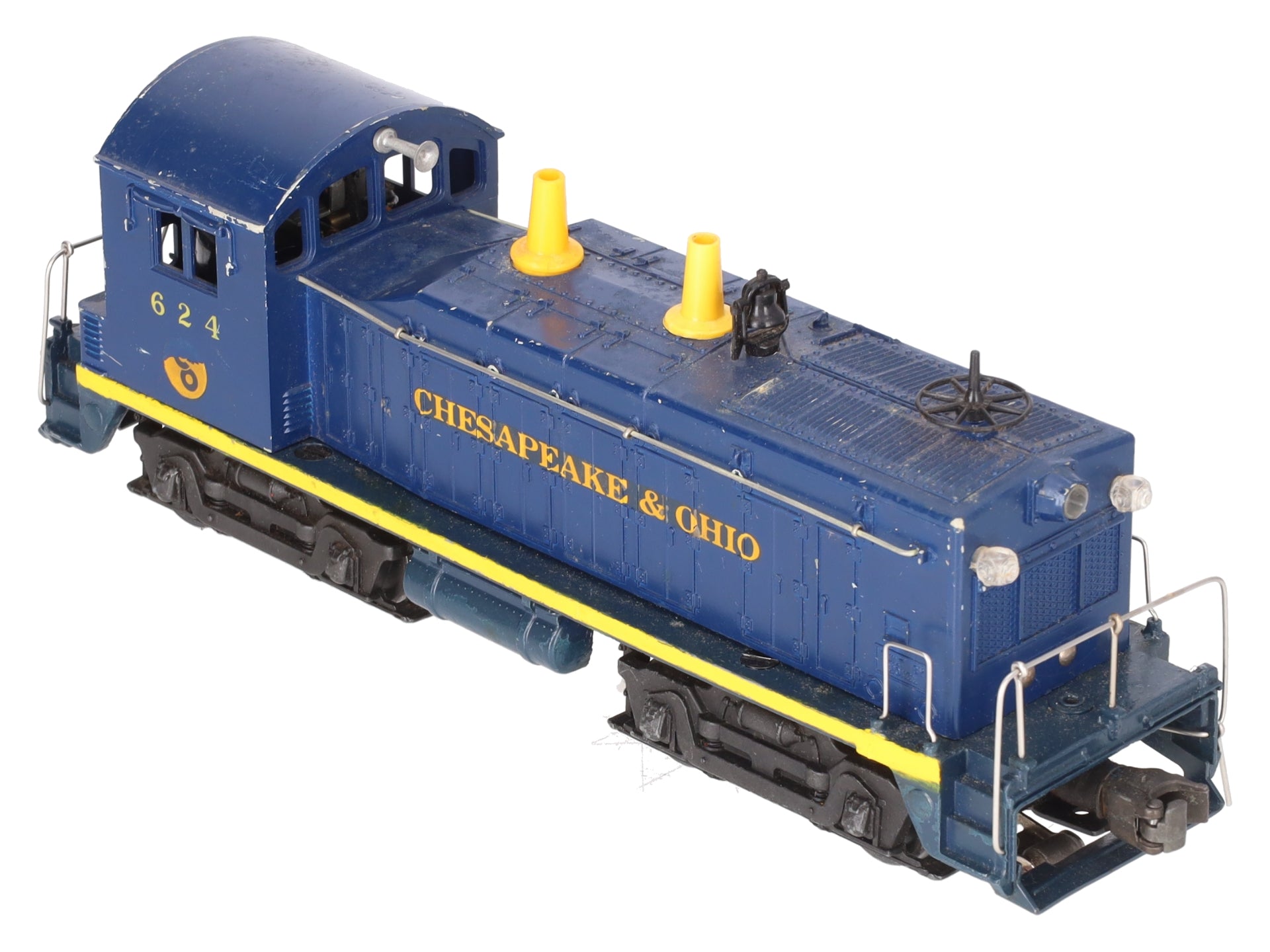 Lionel 624 Vintage O Chesapeake & Ohio NW-2 Powered Diesel Locomotive