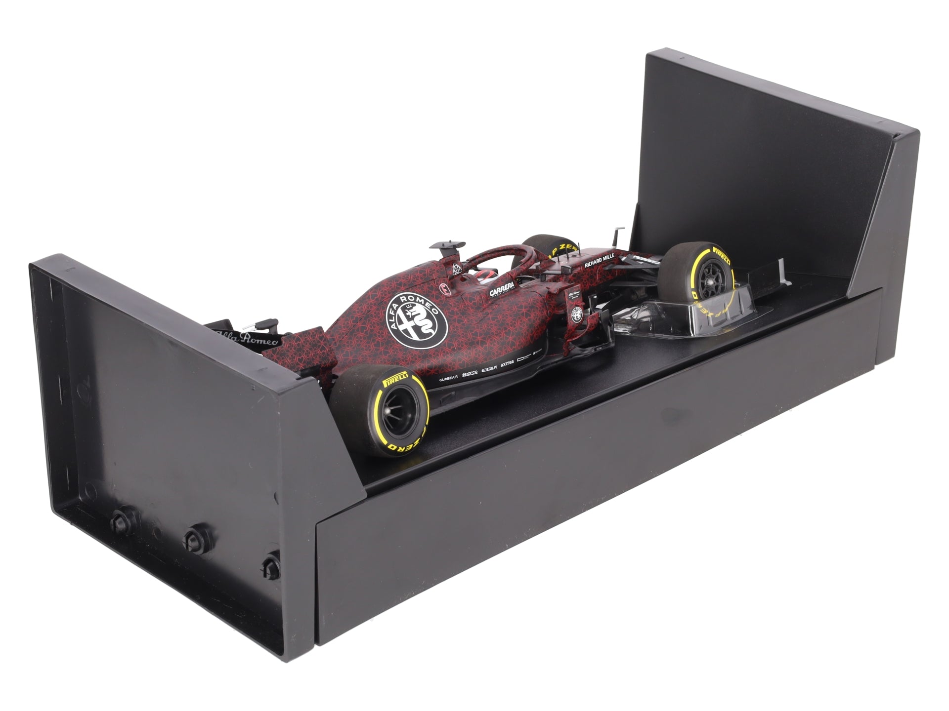 Minichamps 1:18 Alfa Romeo Racing C38 Raikkonen Valentines Day Shakedown Livery LN/Box