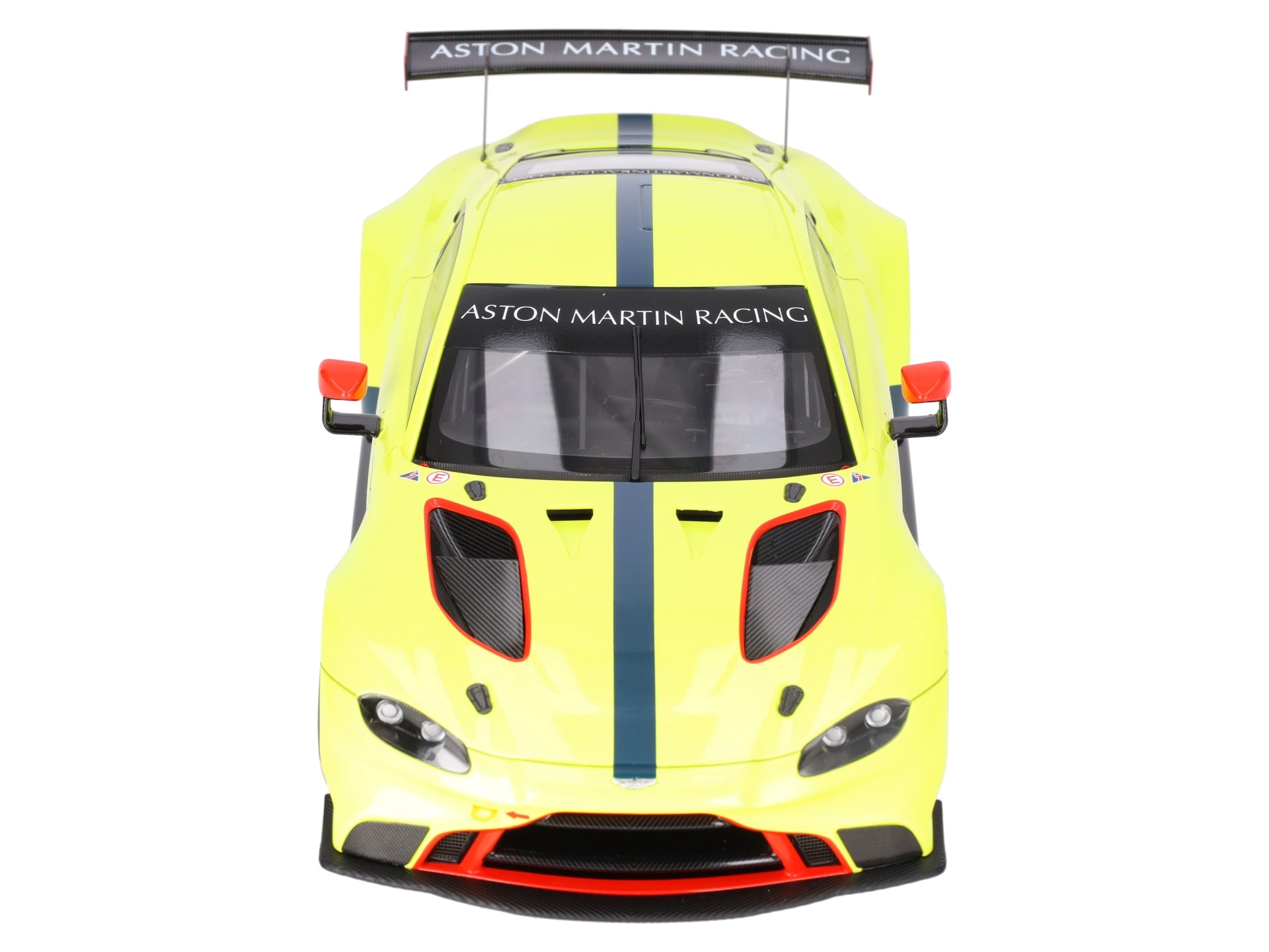 Autoart Ashton Martin Vantage GTE LE Mans Pro 2018 Presentation Car LN/Box