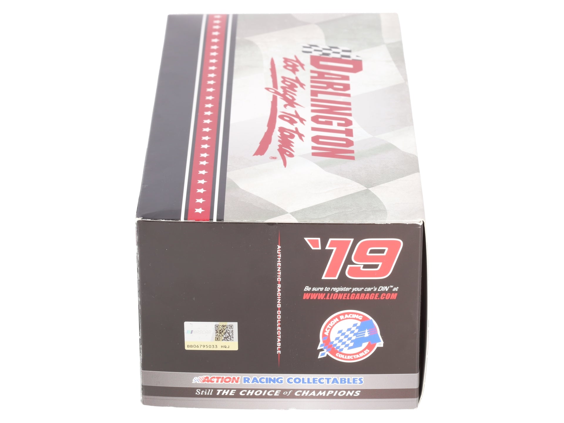 Lionel Racing 2019 Color Chrome Chase Elliot NAPA Die-Cast Car #9 LN/Box