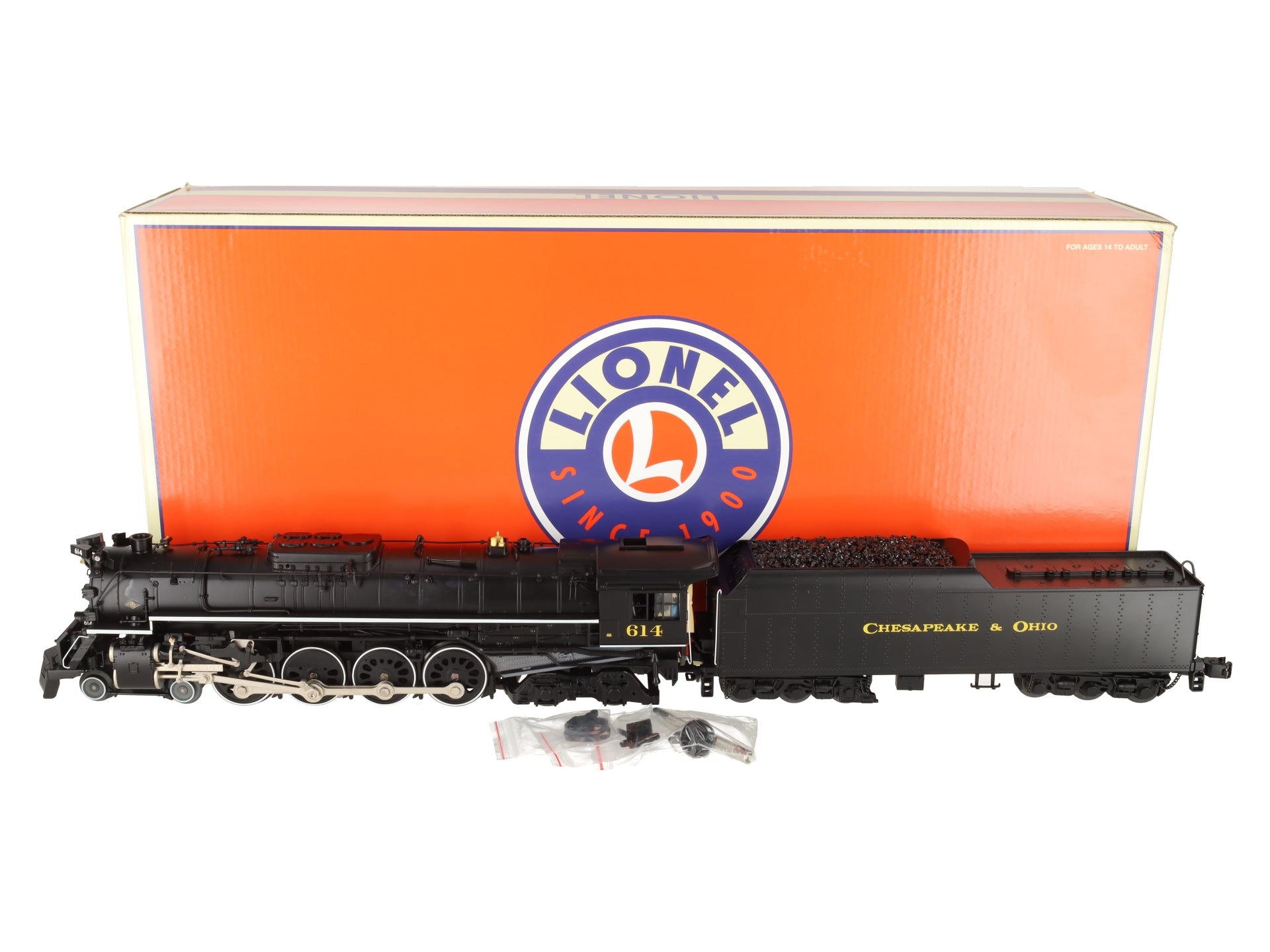 Lionel 2331070 O C&O LEGACY Greenbrier 4-8-4 Steam Locomotive & Tender #614 EX/Box