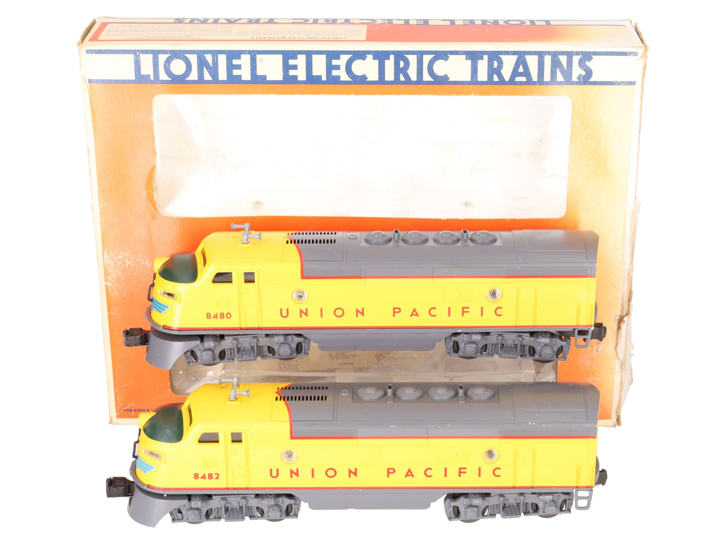 Lionel 6-8480 O Union Pacific Powered and Dummy F3 AA Diesel Set #8480/8482 VG/Box
