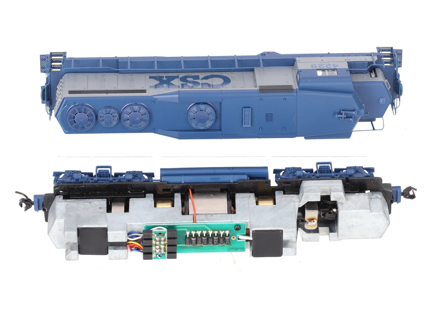 Proto 2000 23082 HO Scale CSX GP30 Powered Diesel Locomotive #4229 LN/Box