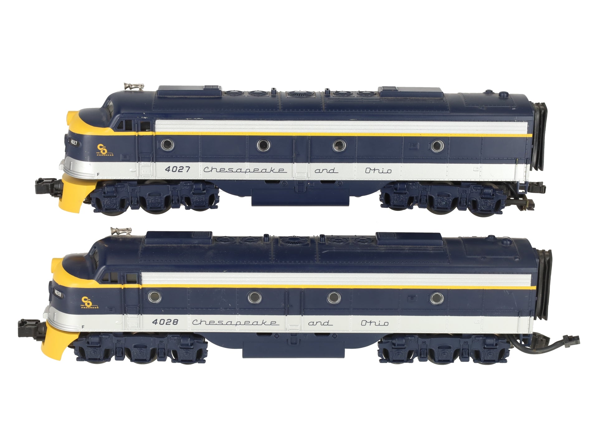 MTH 30-2272-1 C&O E-8 AA Diesel Engine Set w/Proto-Sound 2.0 #4027/4028 EX/Box