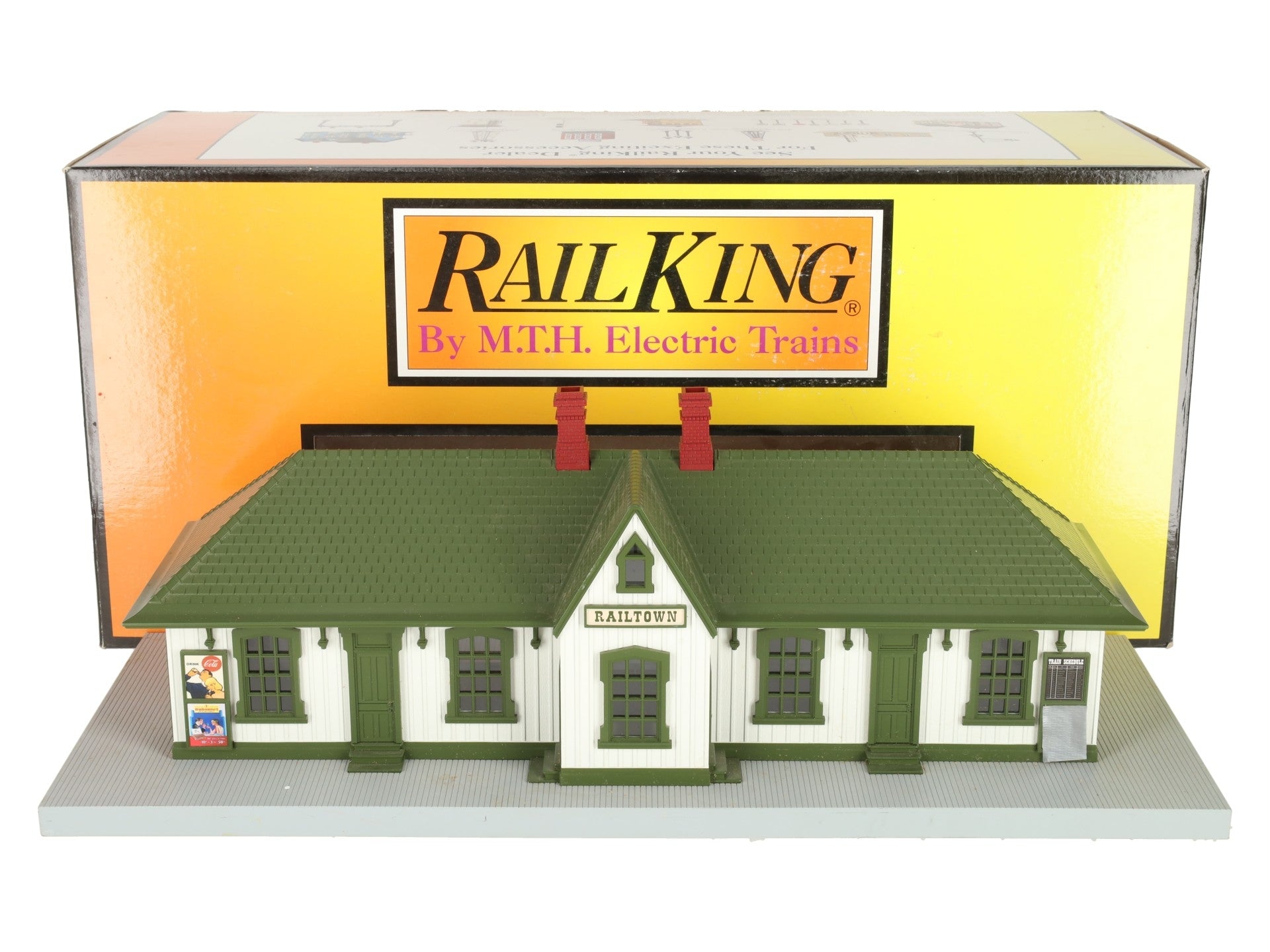 MTH 30-9087 O Railtown Country Passenger Station EX/Box