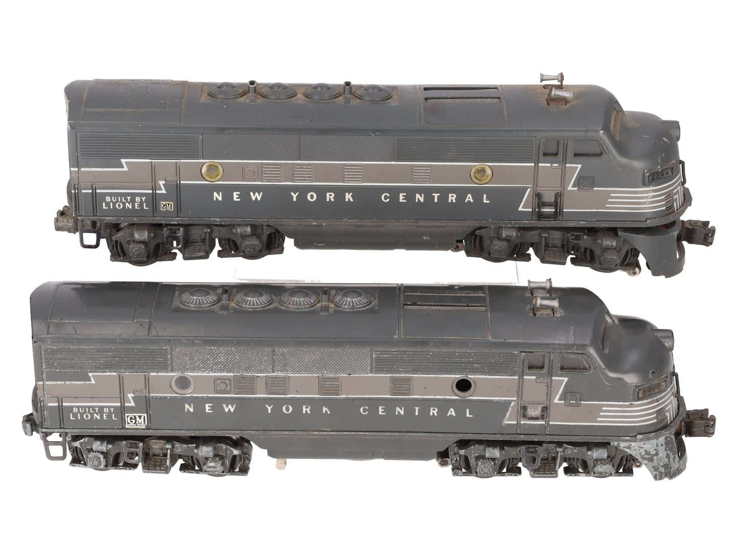 Lionel 2344 Vintage O New York Central F-3 AA Diesel Locomotive Set