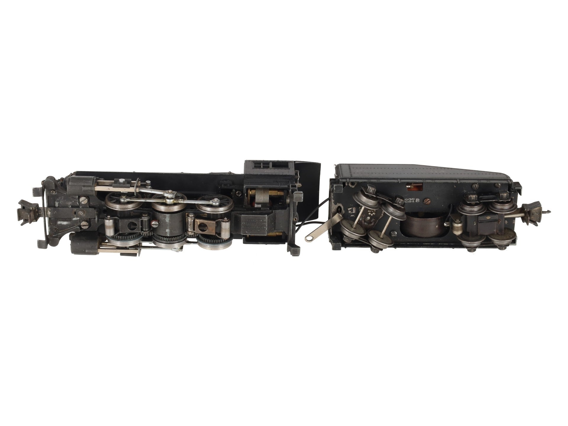 Lionel 227 Vintage O Pennsylvania 0-6-0 Steam Switcher & 2227B Tender #8976 VG