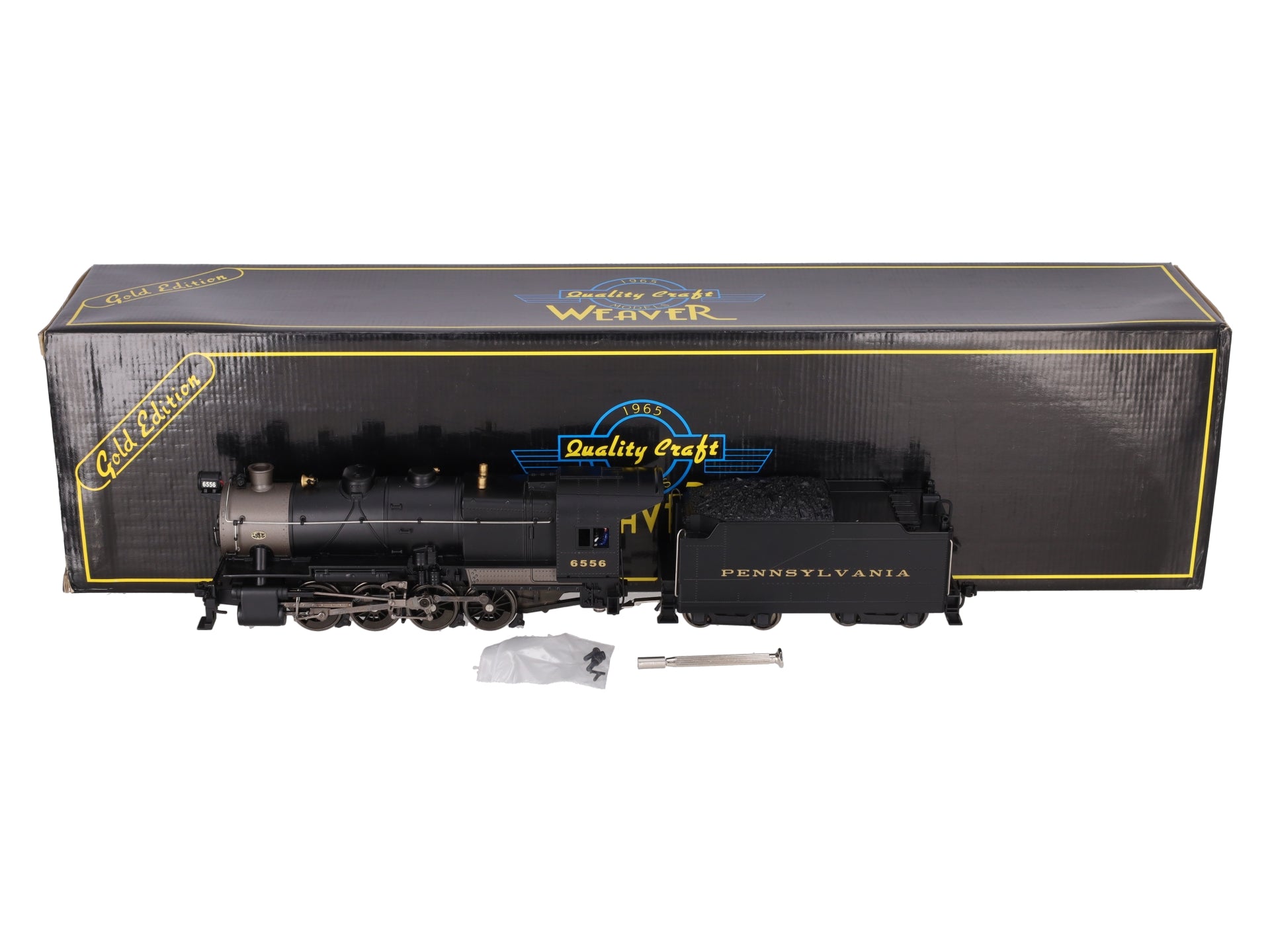 Weaver 1800-S O Pennsylvania 0-8-0 Steam Locomotive and Tender #6556 (2-Rail) EX/Box