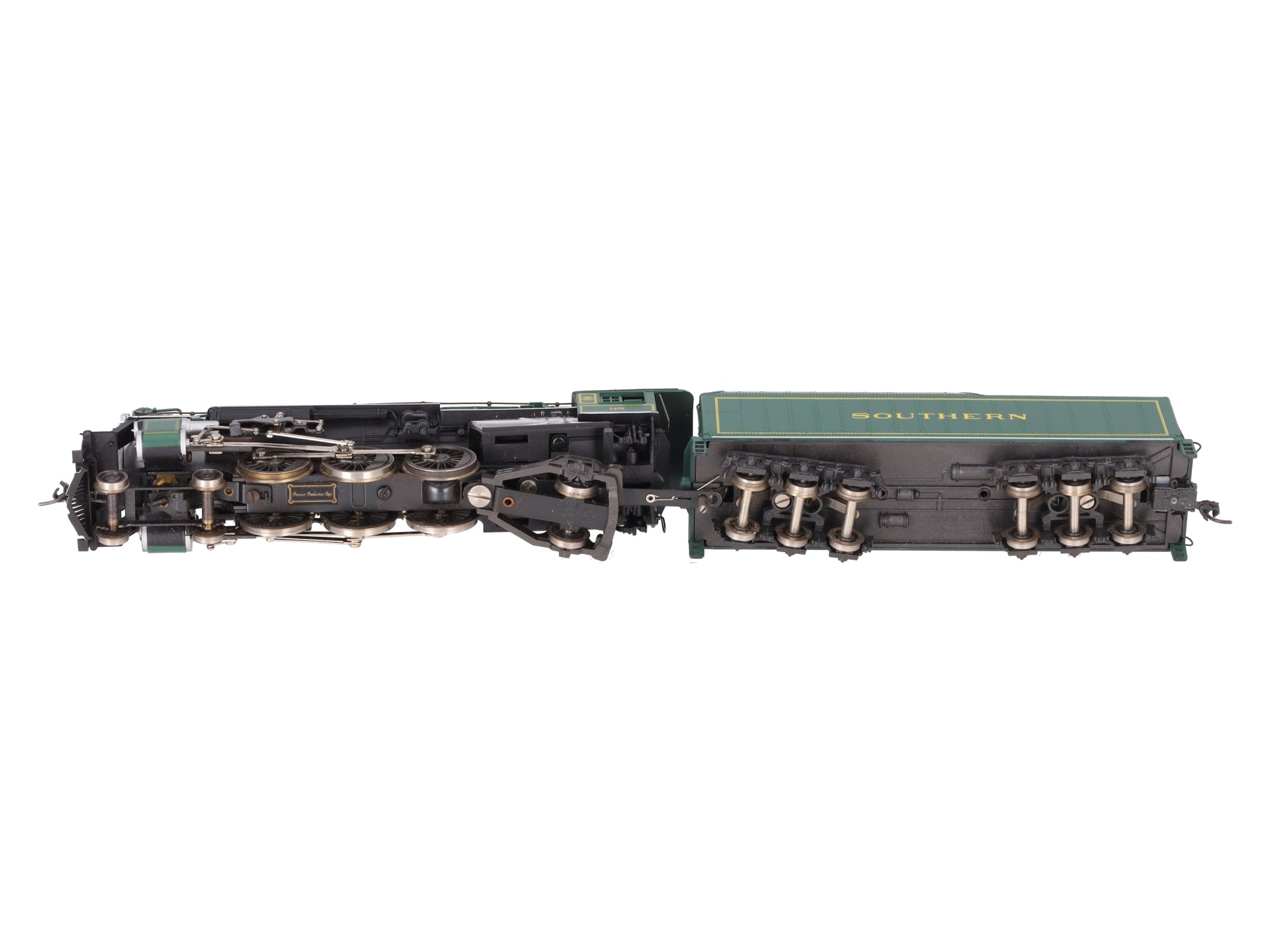 AHM 5087-12 HO Scale Southern 4-6-2 Steam Locomotive & Tender #1401 EX/Box